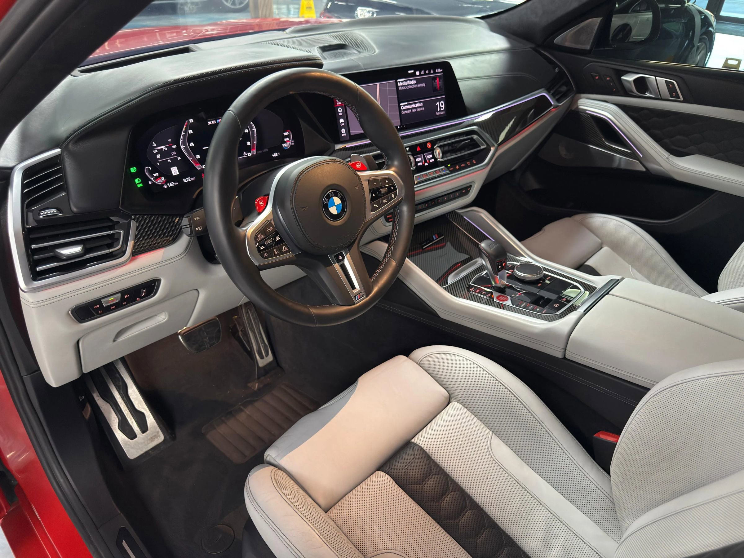 Used 2020 BMW X6 M Competition w/ Executive Package image 10