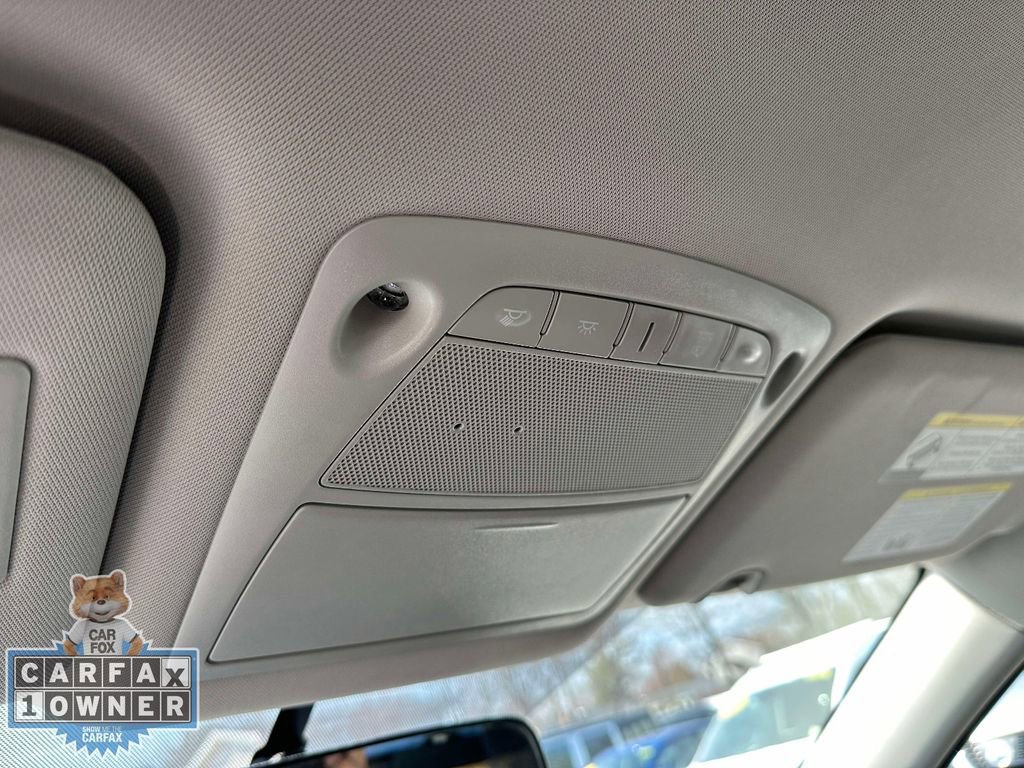 Used 2018 Nissan Rogue S image 32