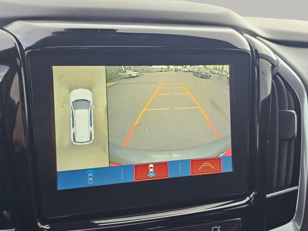 Used 2019 Chevrolet Traverse Premier image 8