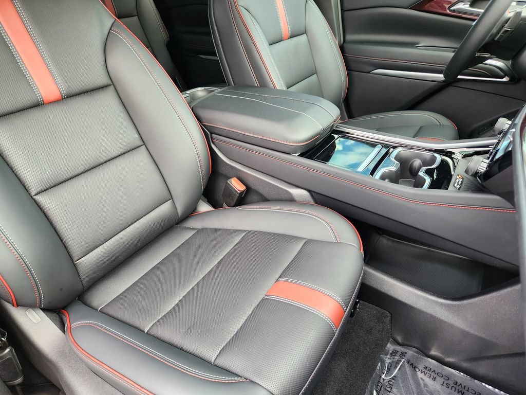 New 2027 Chevrolet Traverse RS AWD/4WD image 16