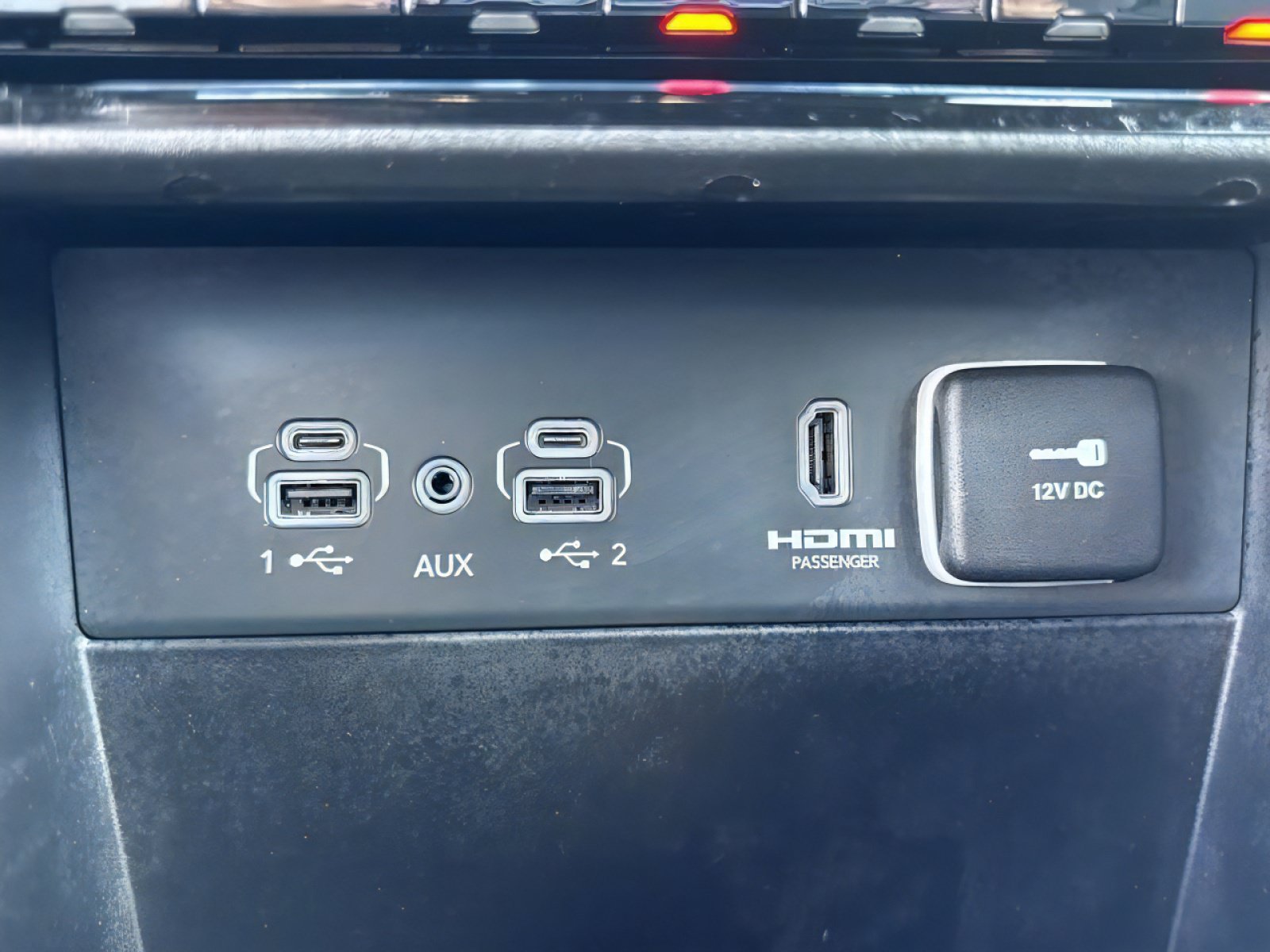 Used 2023 Jeep Grand Cherokee L Overland AWD/4WD image 15