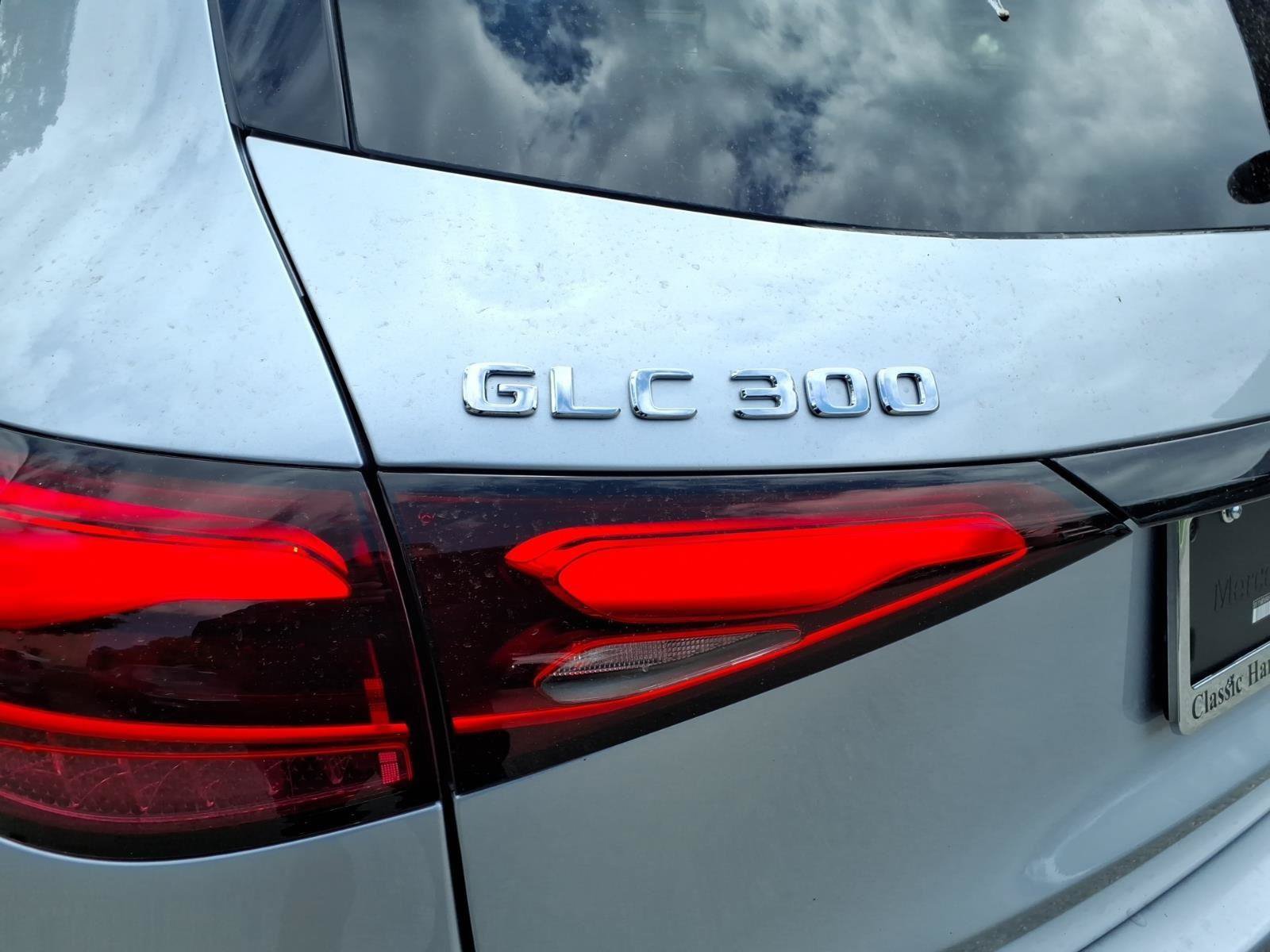 New 2026 Mercedes-Benz GLC 300 4MATIC image 9