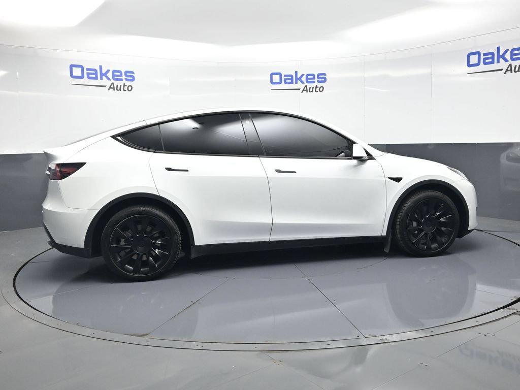 Used 2023 Tesla Model Y Long Range AWD/4WD image 8