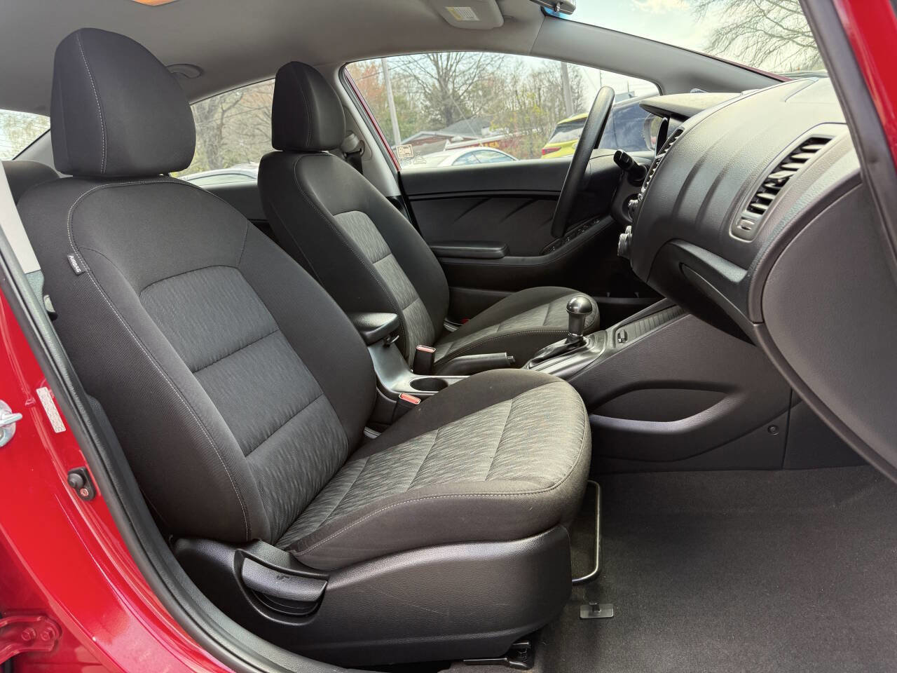 Used 2016 Kia Forte LX image 14