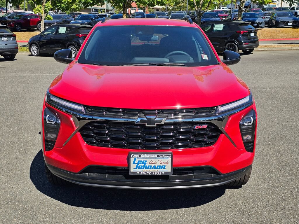New 2026 Chevrolet Trax RS w/ Driver Confidence Package FWD image 2