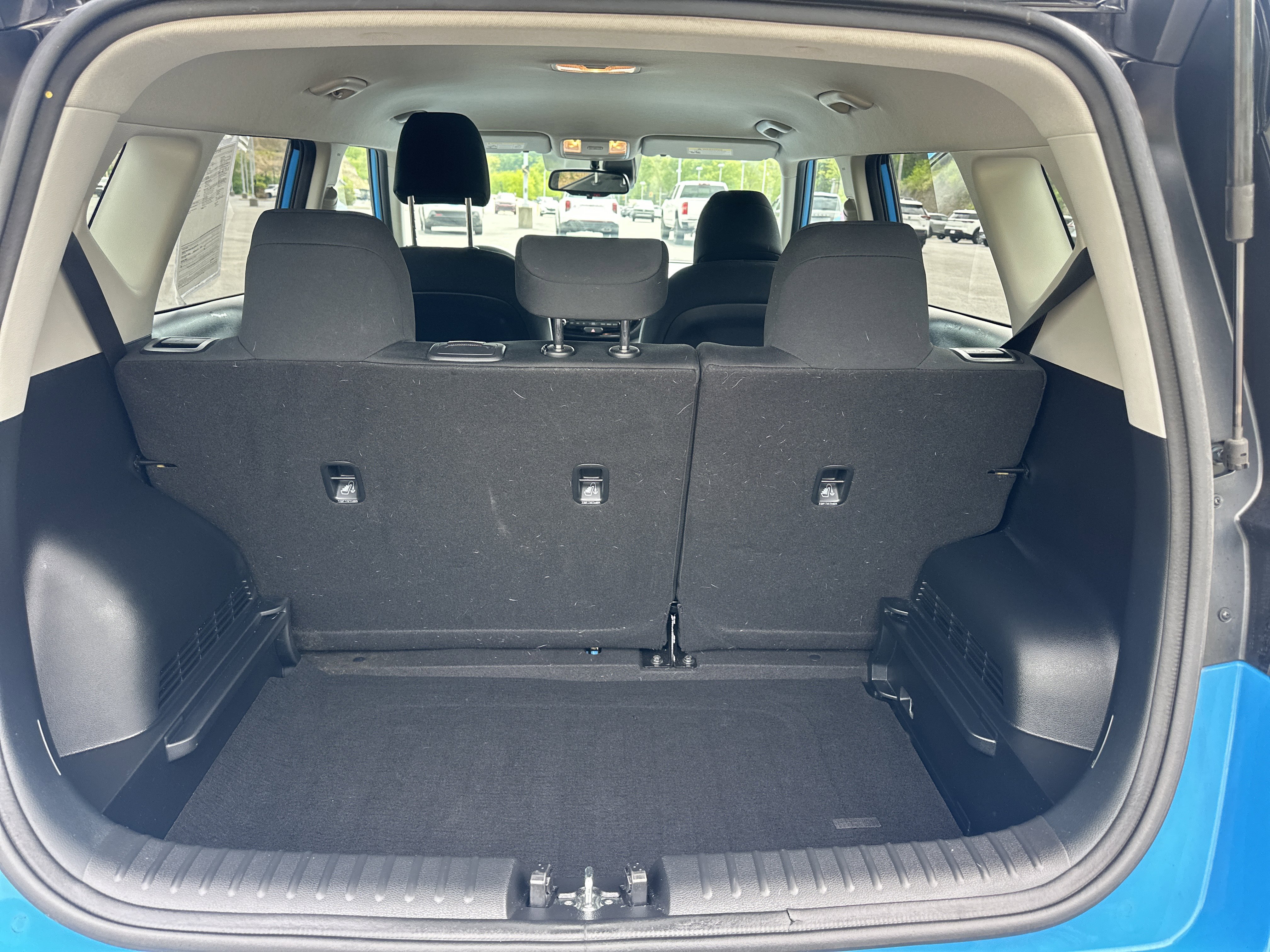 Used 2024 Kia Soul S FWD image 4