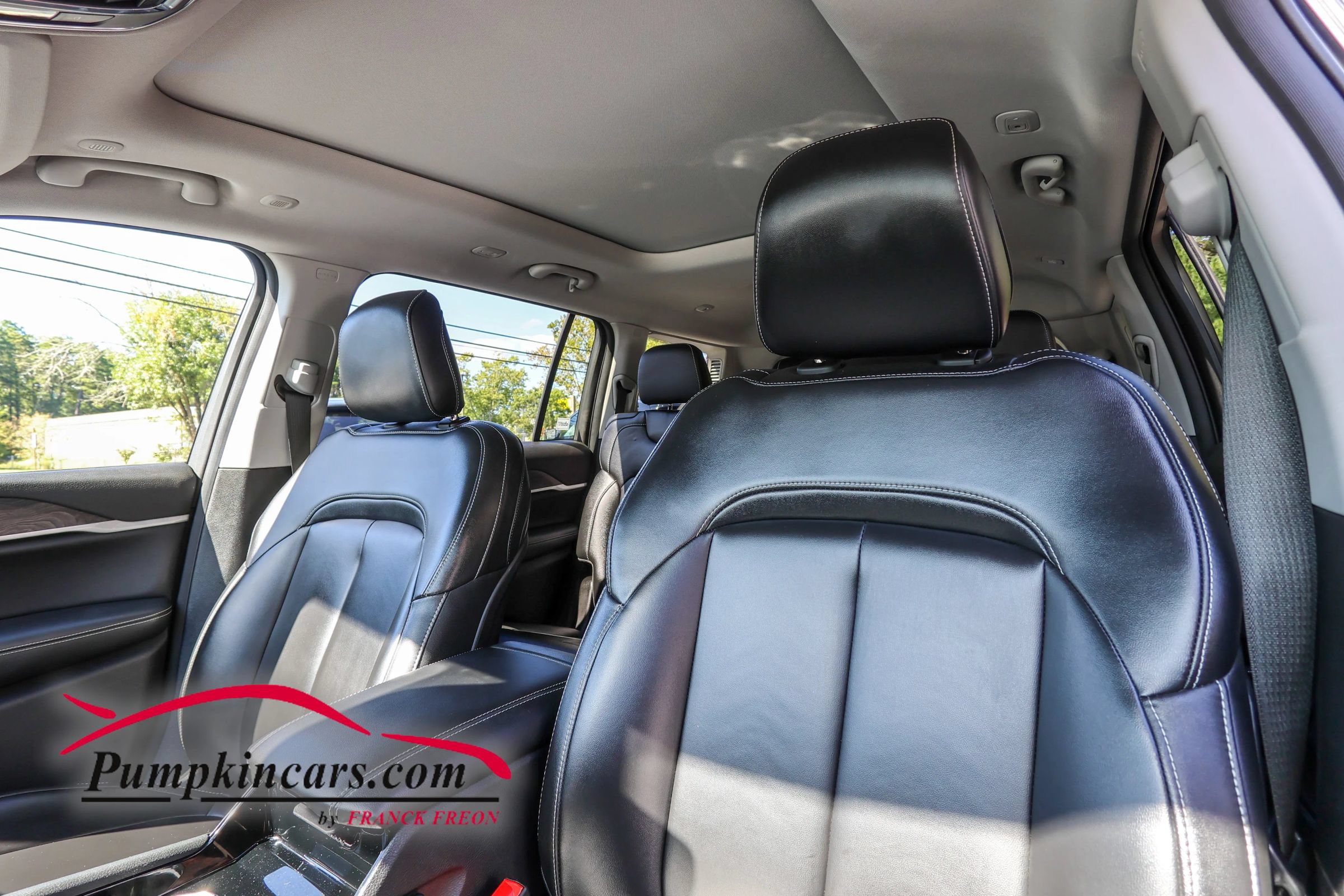 Used 2023 Jeep Grand Cherokee L Limited AWD/4WD image 19