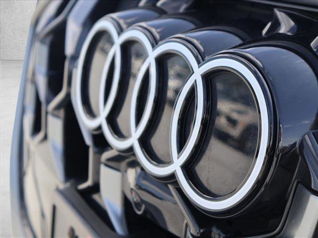 Certified 2025 Audi Q5 Premium w/ Convenience Package AWD/4WD image 30