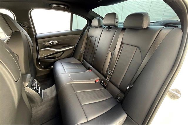 Used 2022 BMW M3 w/ Executive Package image 31