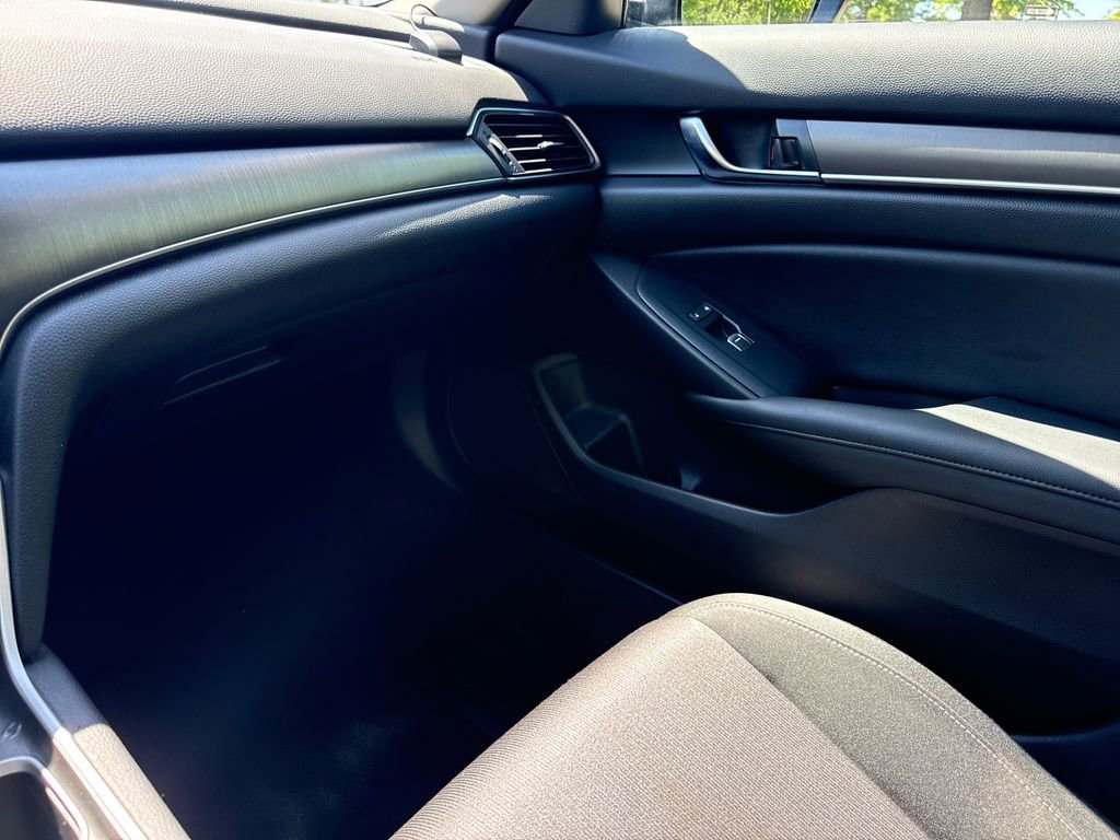 Used 2020 Honda Accord LX image 17