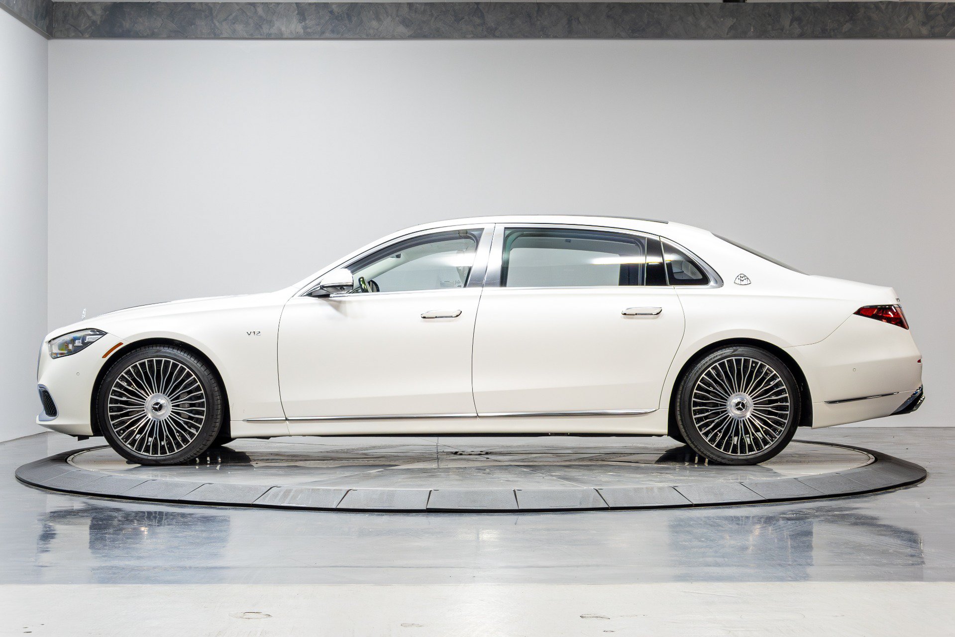 Used 2023 Mercedes-Benz Maybach S 680 4MATIC image 52