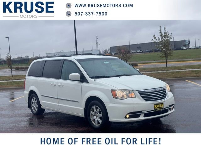 Used 2012 Chrysler Town & Country Touring w/ Entertainment Group #1 image 1