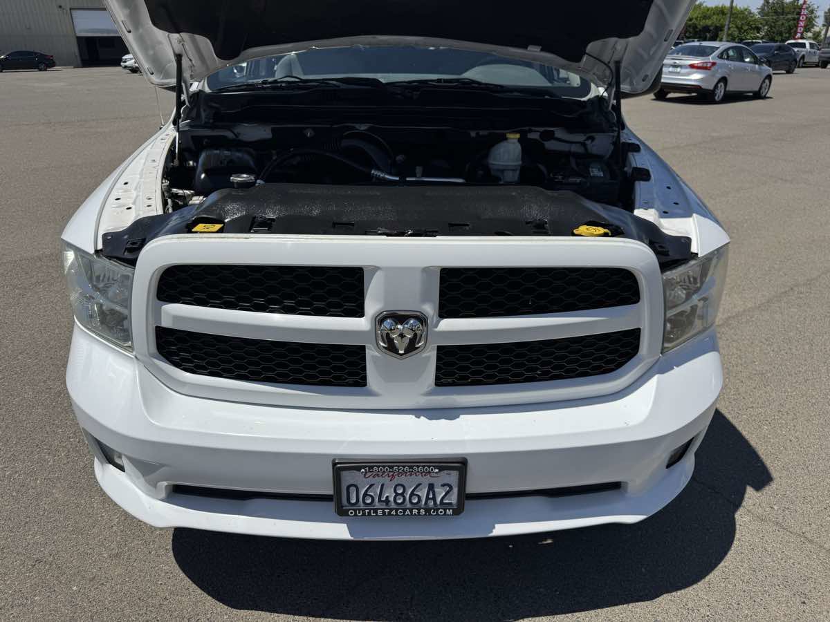 Used 2015 RAM 1500 Express AWD/4WD image 39
