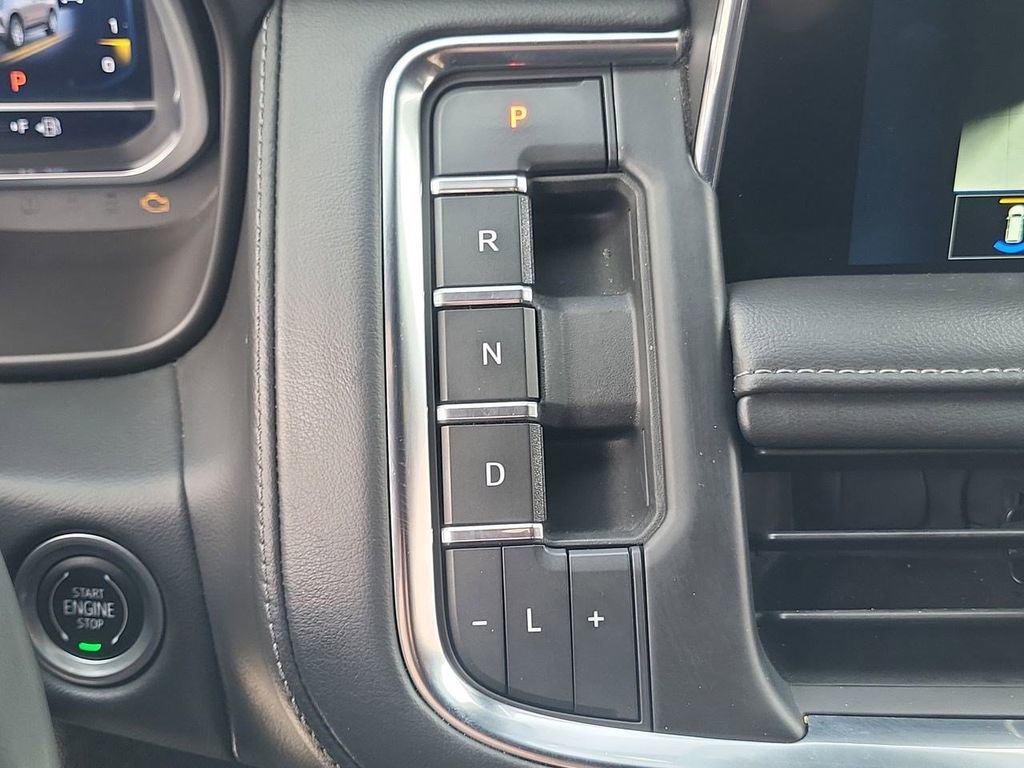 Used 2023 Chevrolet Tahoe Z71 w/ Luxury Package image 22