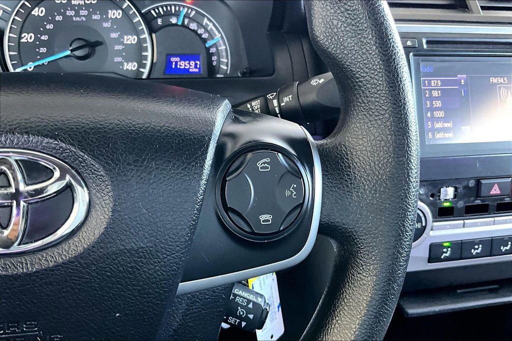 Used 2014 Toyota Camry LE image 12