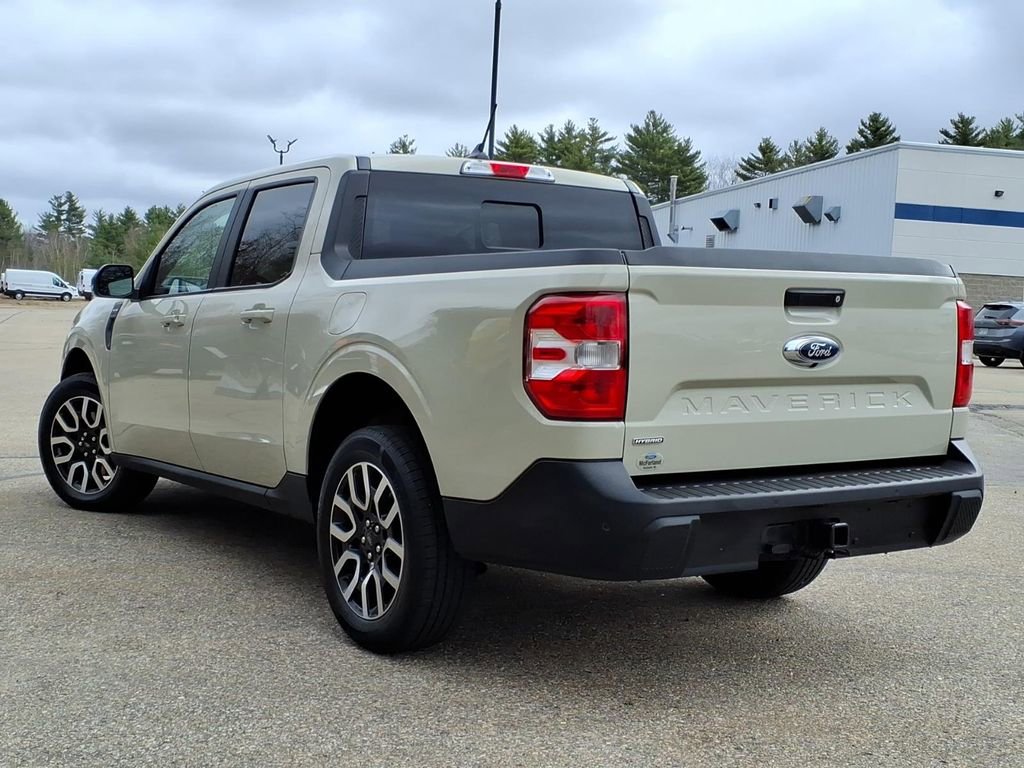 Certified 2024 Ford Maverick Lariat FWD image 6
