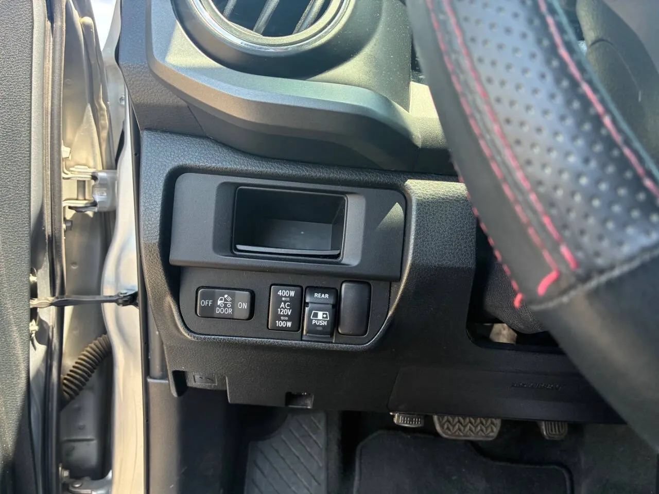 Used 2017 Toyota Tacoma TRD Off-Road w/ Tow Package RWD image 20
