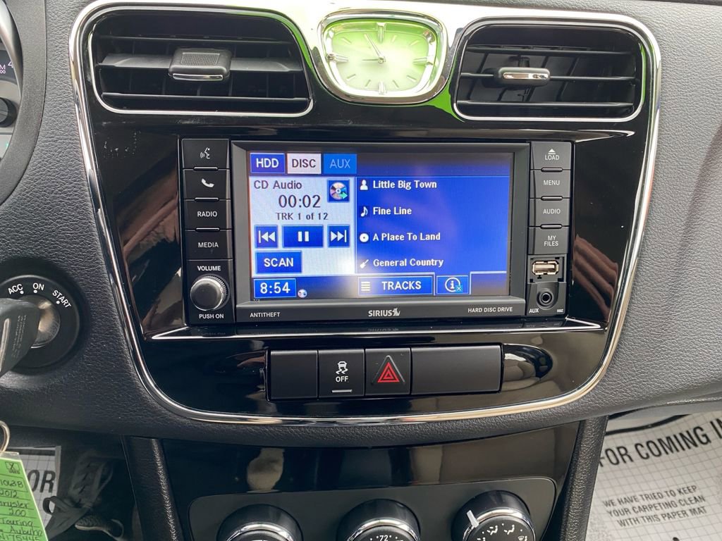 Used 2012 Chrysler 200 Touring FWD image 21