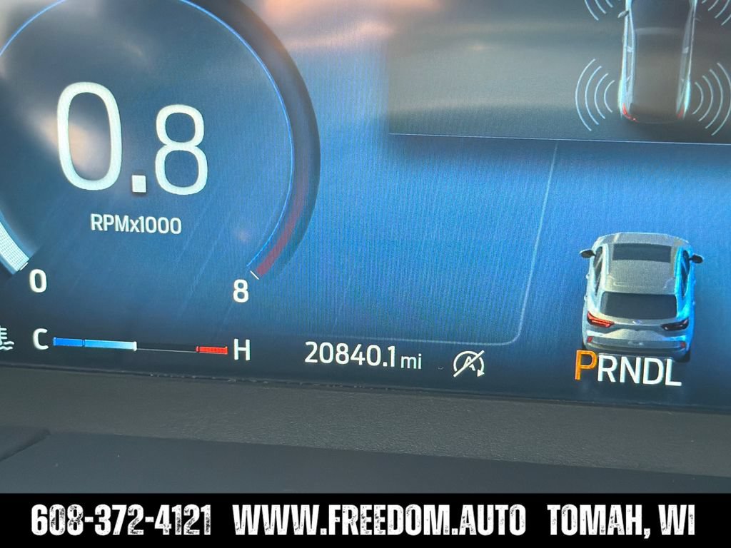 Used 2025 Ford Escape Platinum AWD/4WD image 16