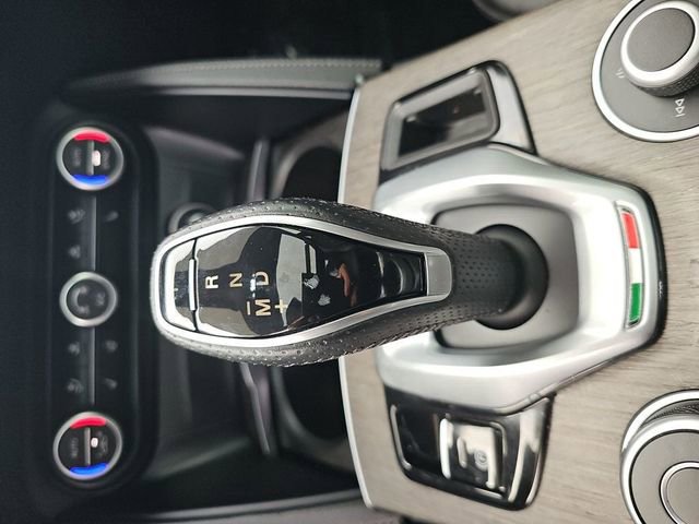 Used 2023 Alfa Romeo Stelvio Ti image 34