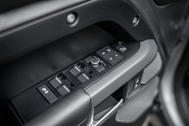 Used 2021 Land Rover Defender 110 X image 54