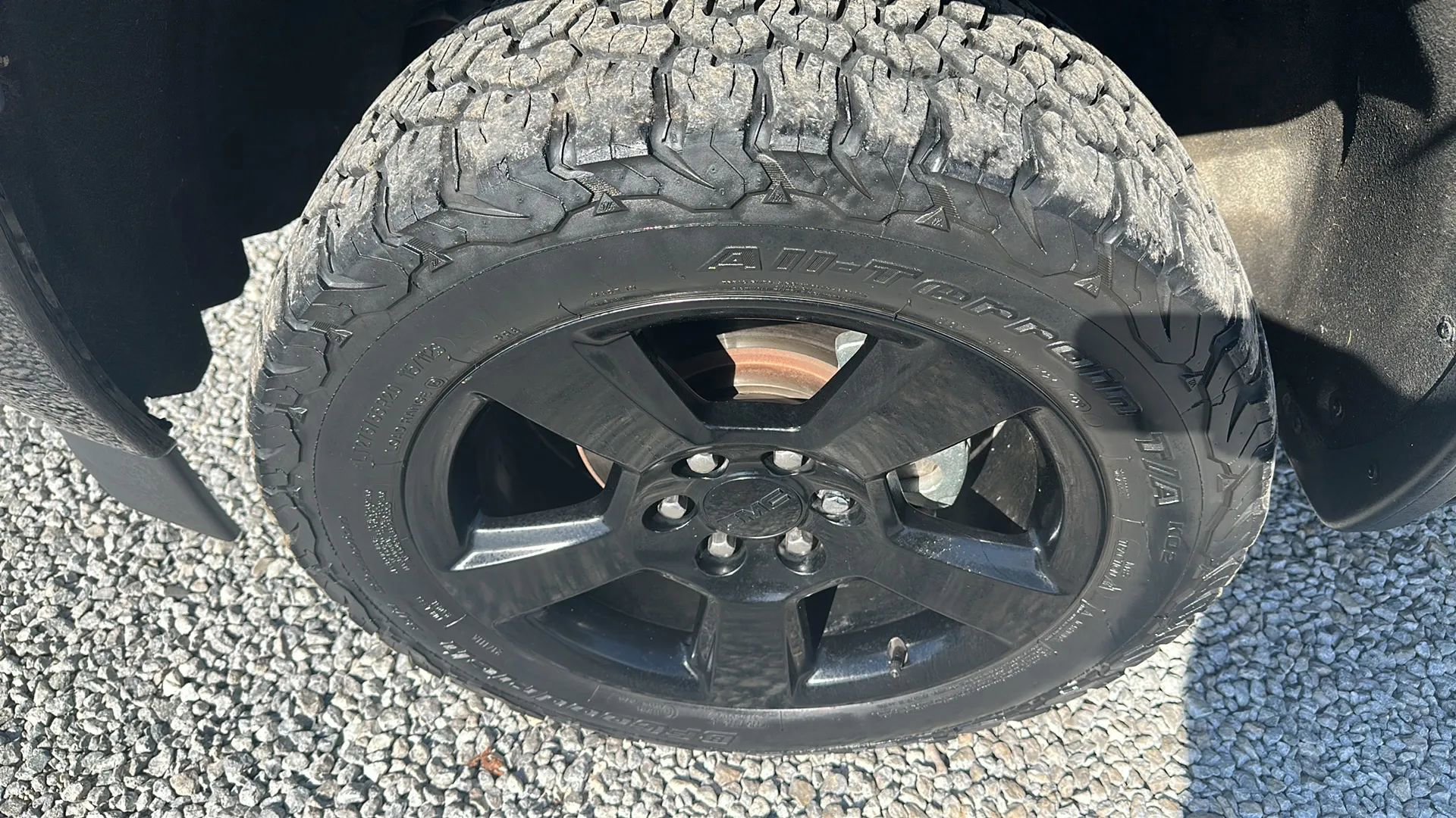 Used 2017 GMC Sierra 1500 SLE w/ SLE Value Package image 11