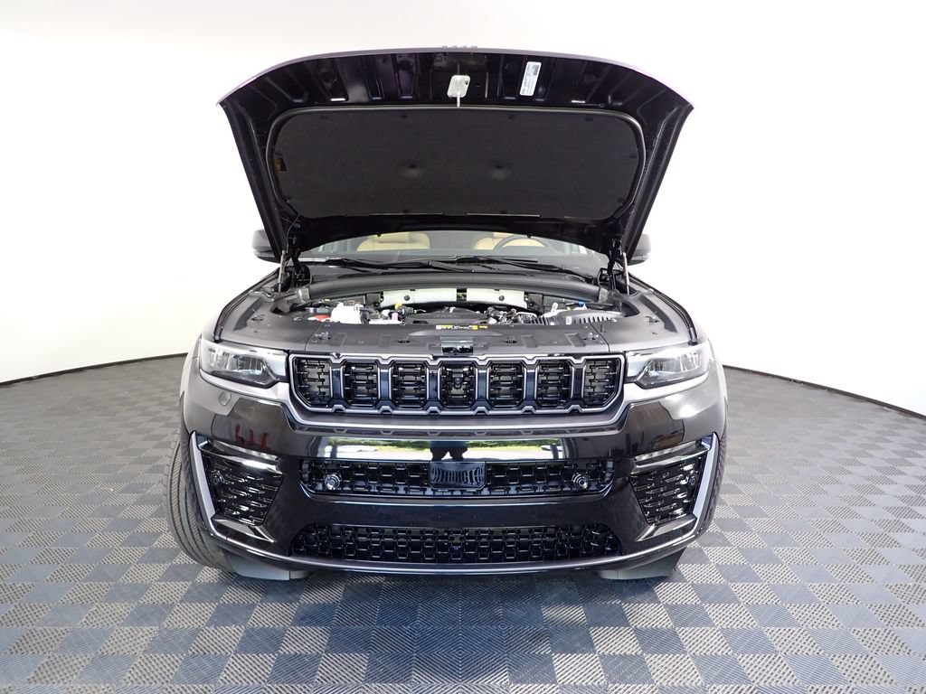 New 2026 Jeep Grand Cherokee L Summit w/ Obsidian Package AWD/4WD image 47