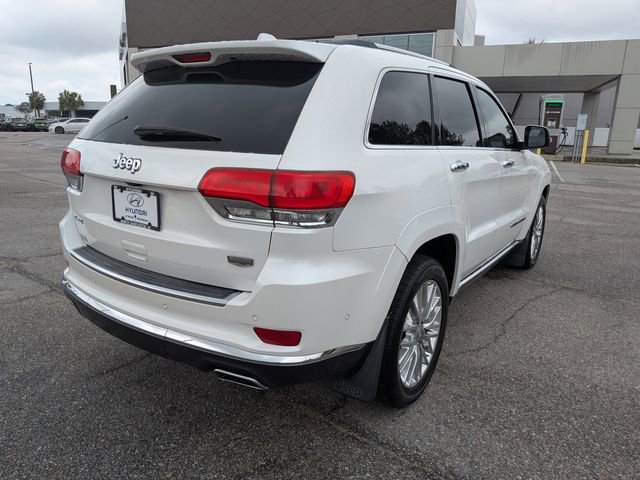 Used 2017 Jeep Grand Cherokee Summit w/ Skid Plate Group AWD/4WD image 4