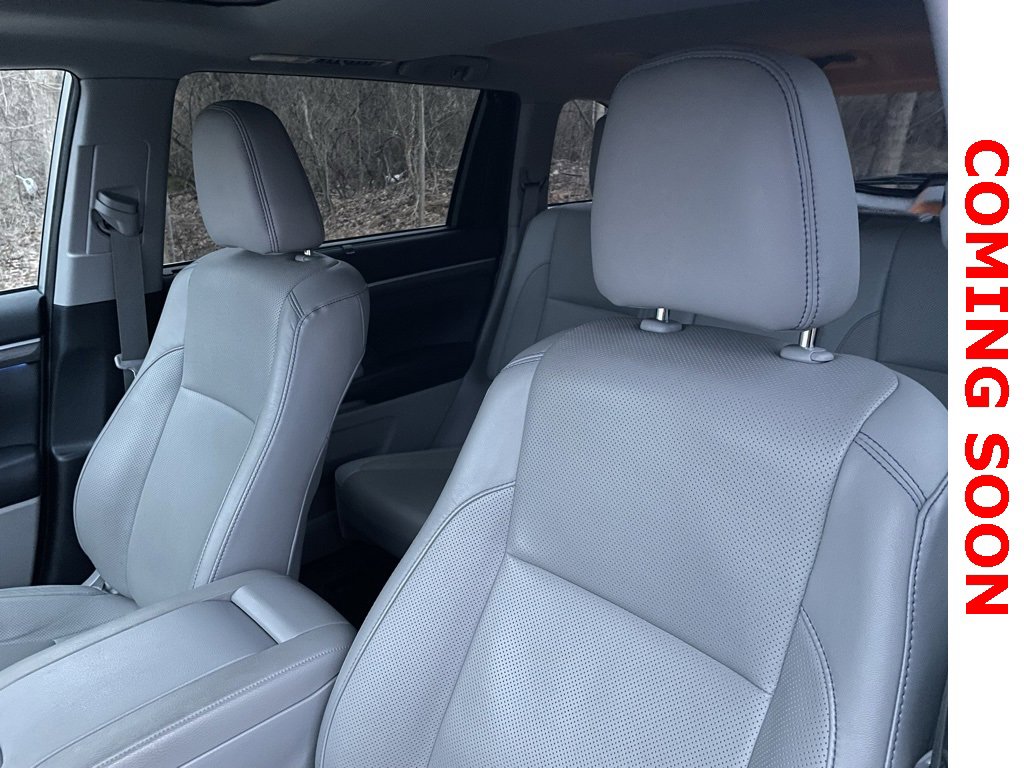 Used 2019 Toyota Highlander Limited image 8
