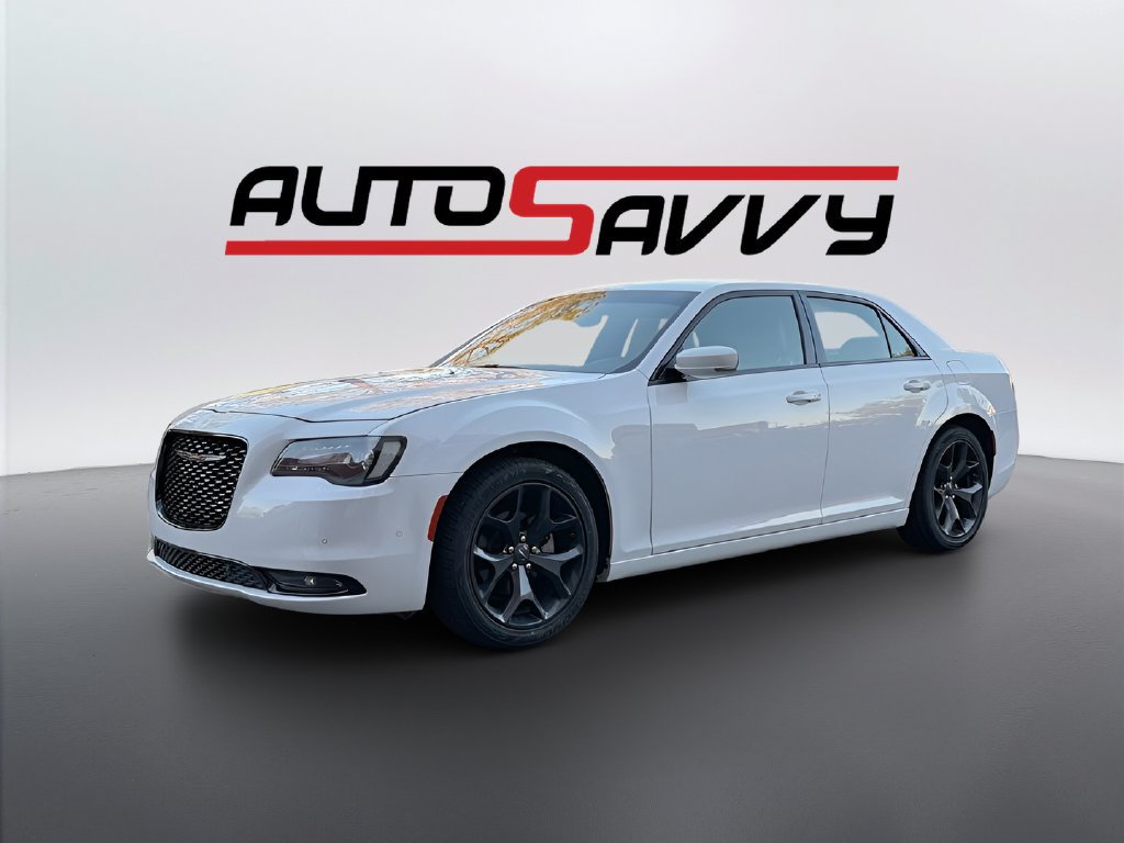 Used 2023 Chrysler 300 S RWD image 3