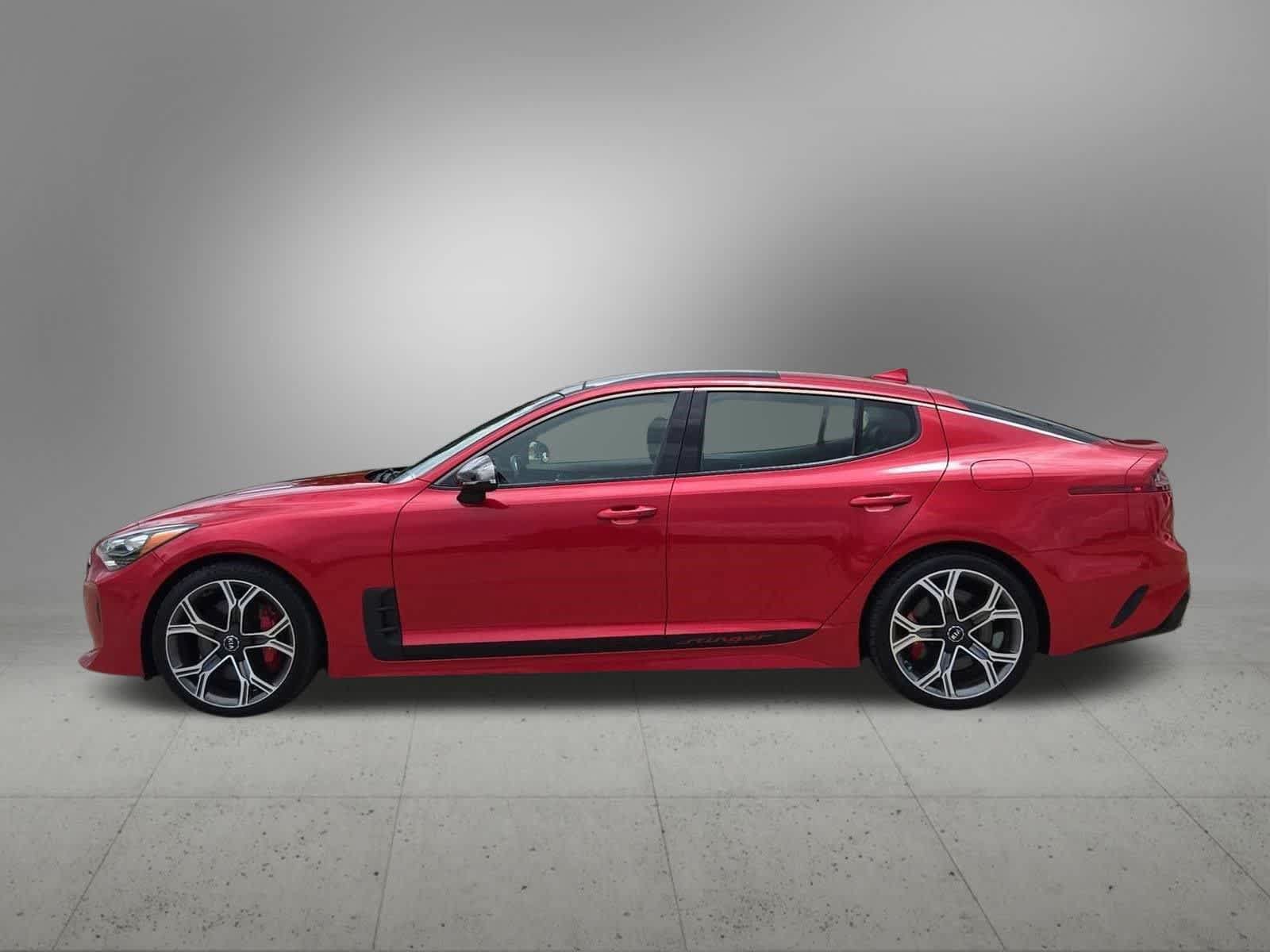 Used 2018 Kia Stinger GT2 RWD image 3