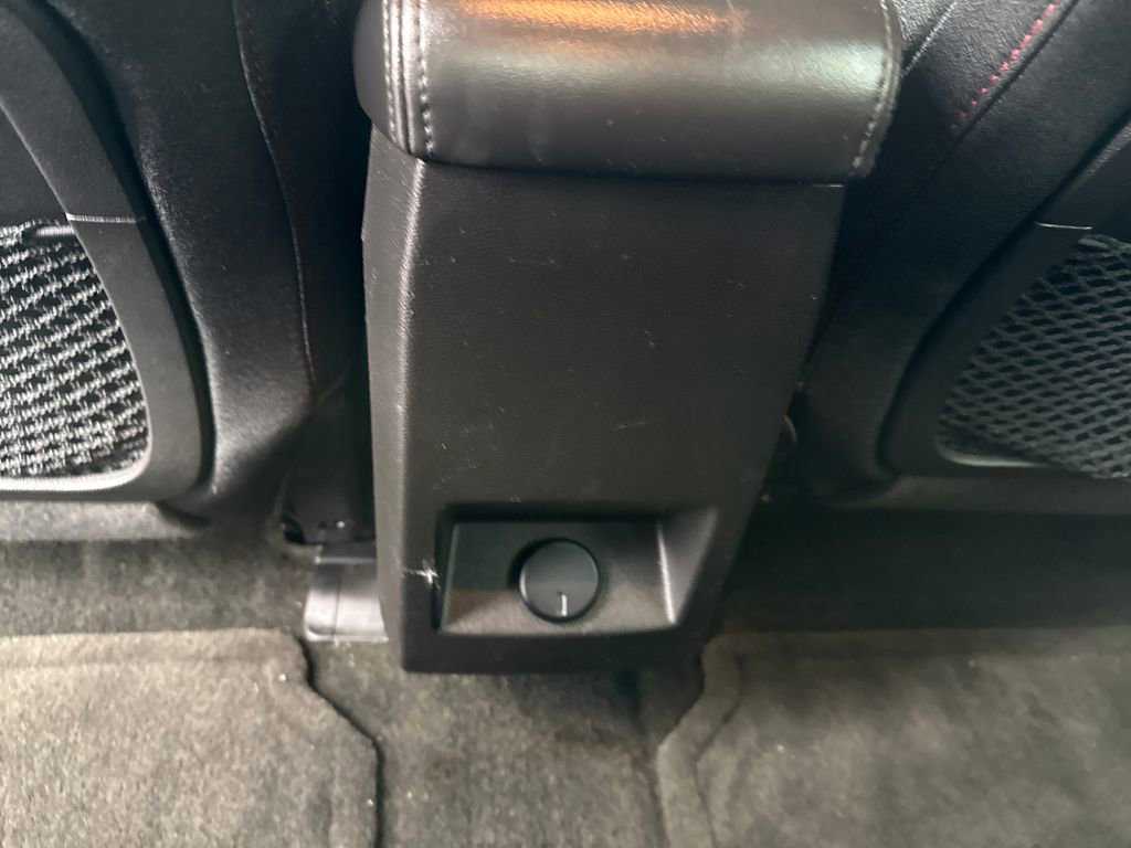 Used 2017 Chevrolet Equinox LS image 30