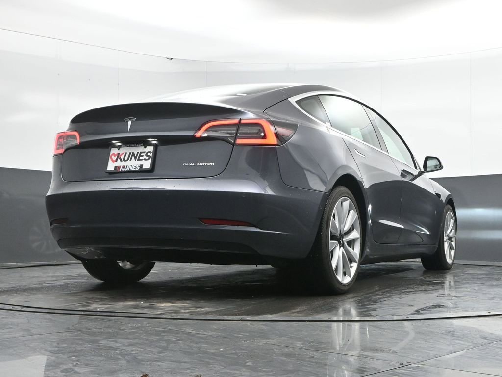 Used 2019 Tesla Model 3 Long Range image 37