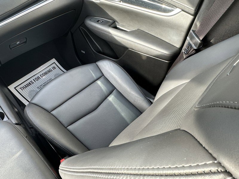 Certified 2025 Cadillac XT5 Premium Luxury image 14