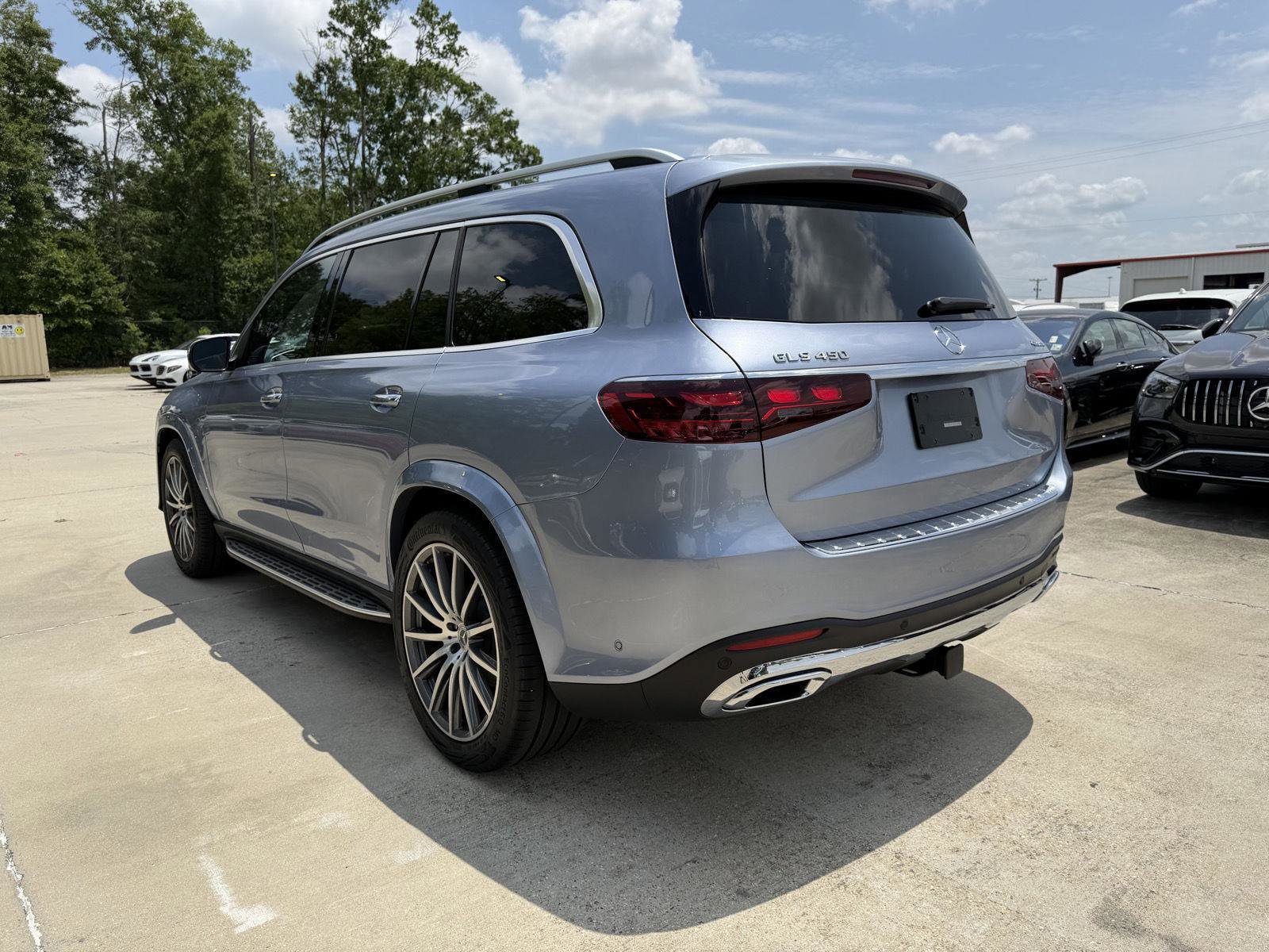 Certified 2025 Mercedes-Benz GLS 450 4MATIC image 19