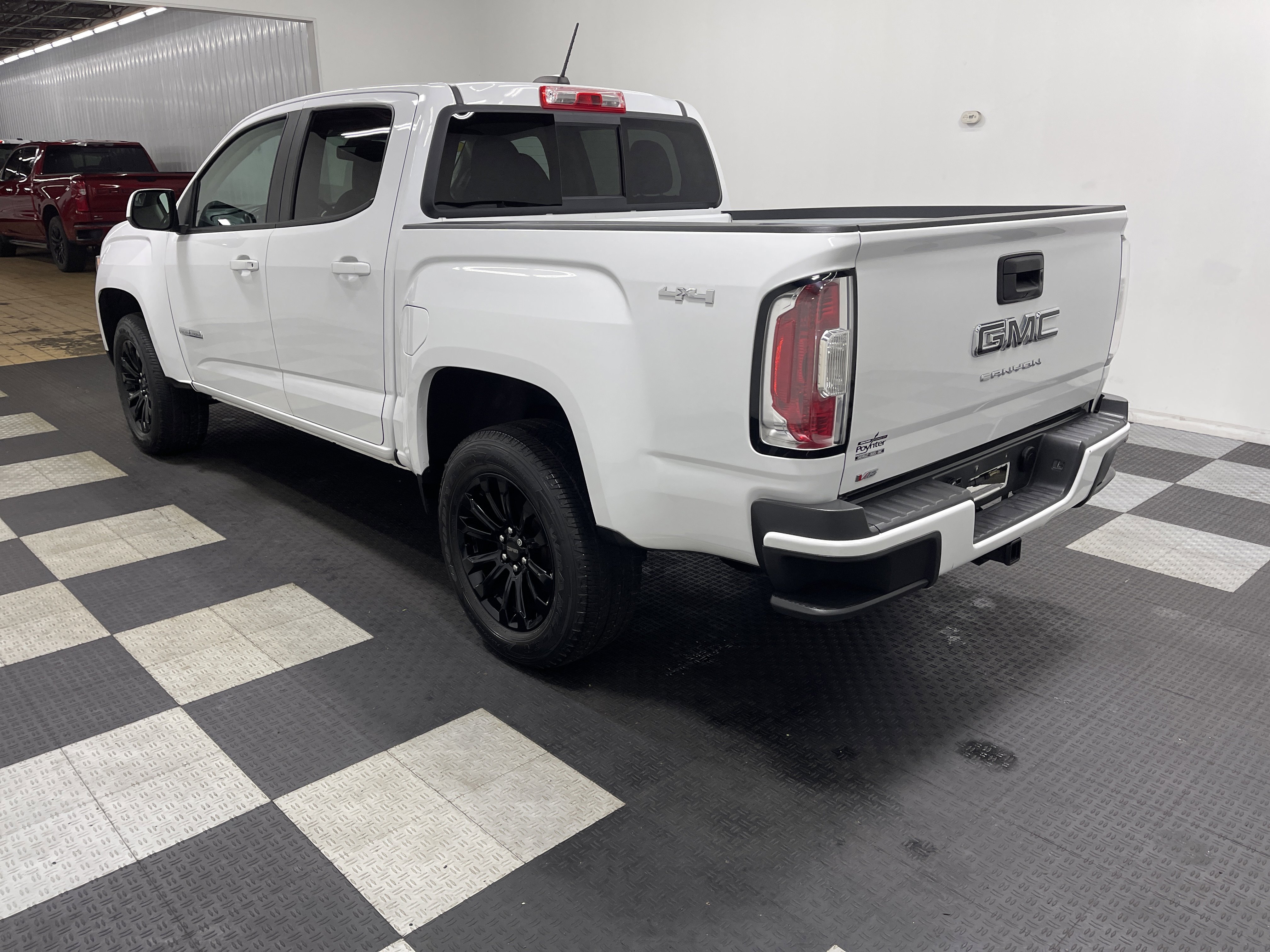 Used 2022 GMC Canyon Elevation w/ Trailering Package image 2