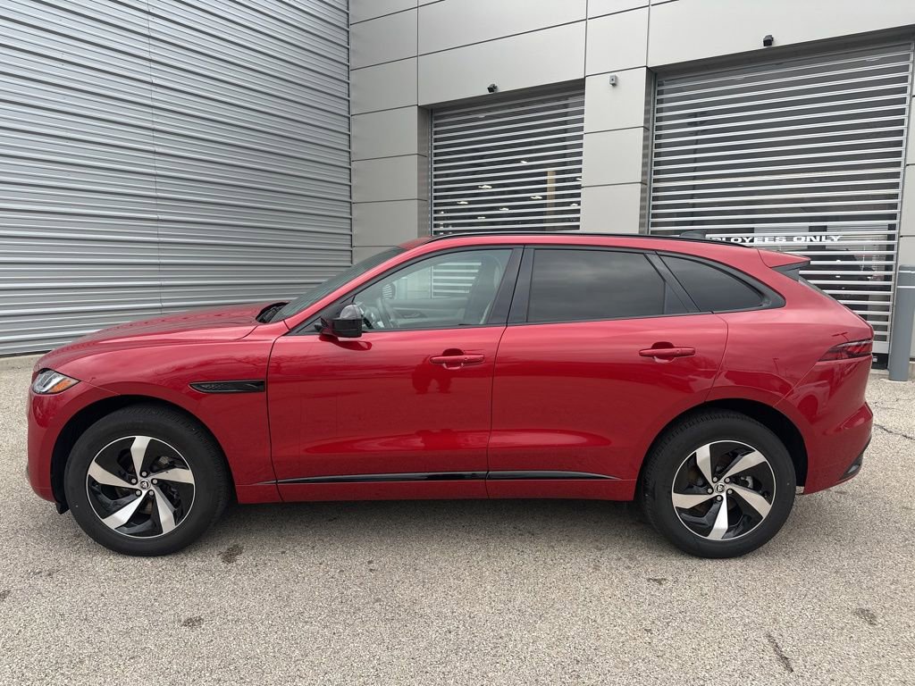 Used 2025 Jaguar F-PACE R-Dynamic S image 3