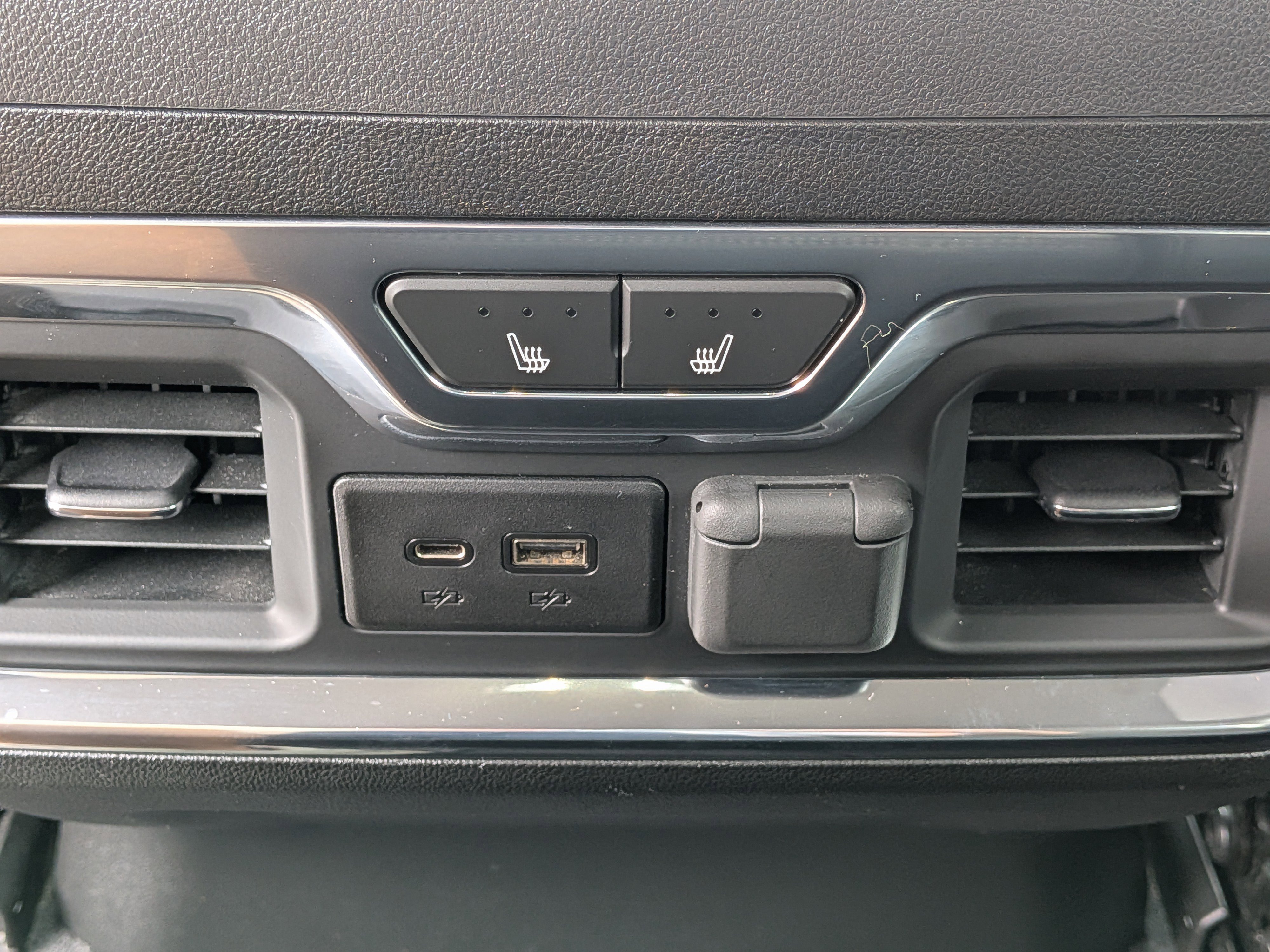 Used 2019 GMC Sierra 1500 Denali w/ Denali Ultimate Package AWD/4WD image 15