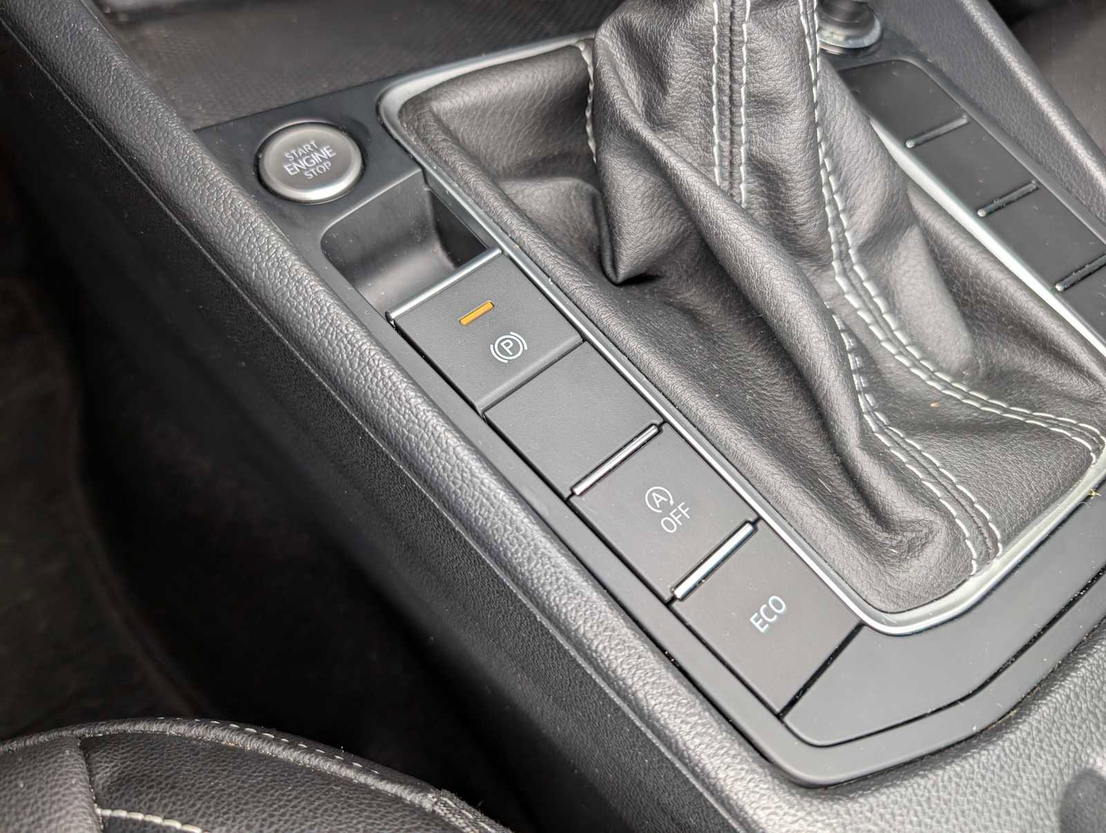 Used 2024 Volkswagen Jetta SE image 28