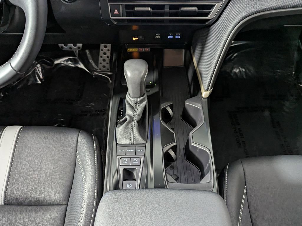 Certified 2025 Toyota Camry SE AWD/4WD image 21