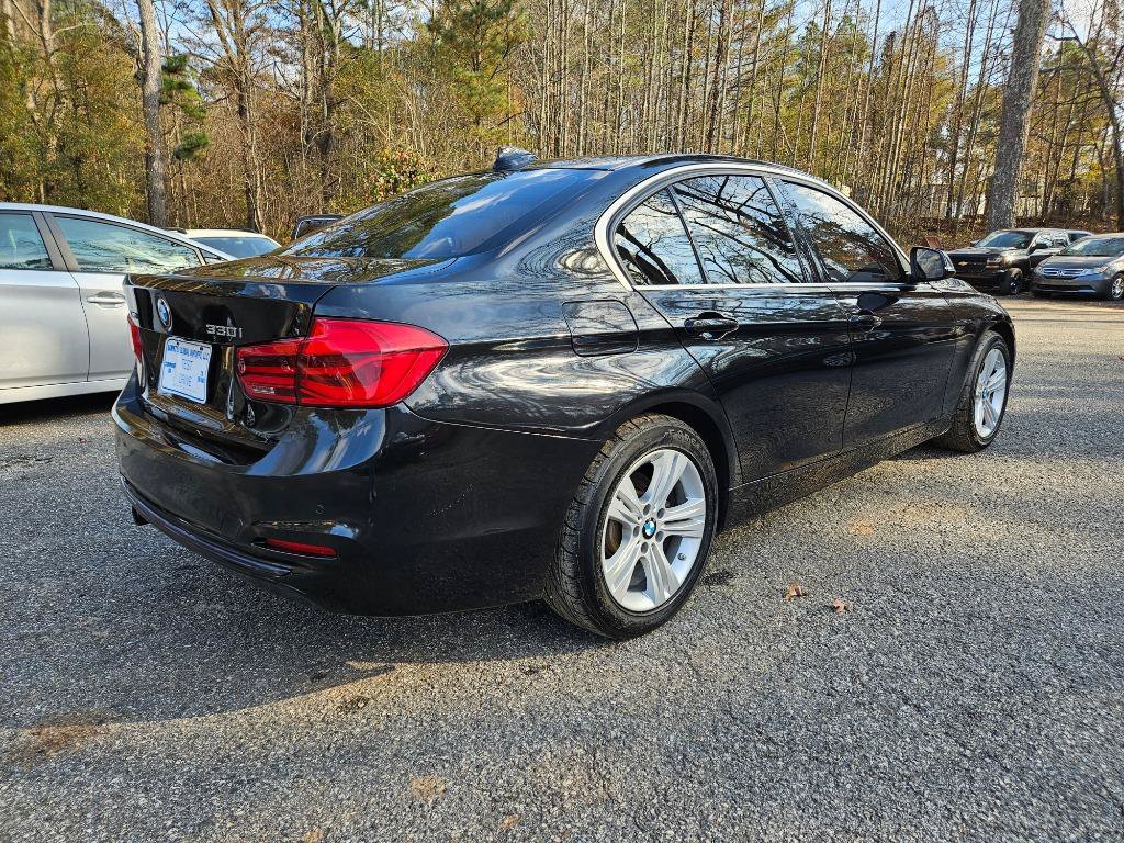 Used 2018 BMW 330i xDrive Sedan w/ Premium Package AWD/4WD image 8