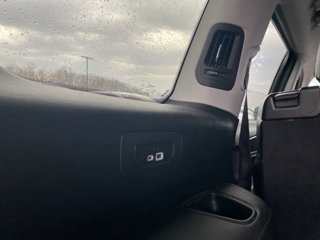 Used 2023 Jeep Grand Cherokee L Limited image 19