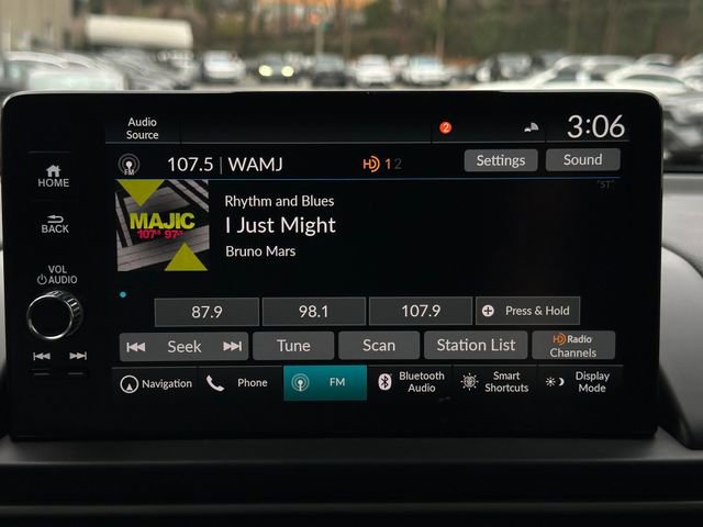 Used 2025 Honda Pilot Touring image 24