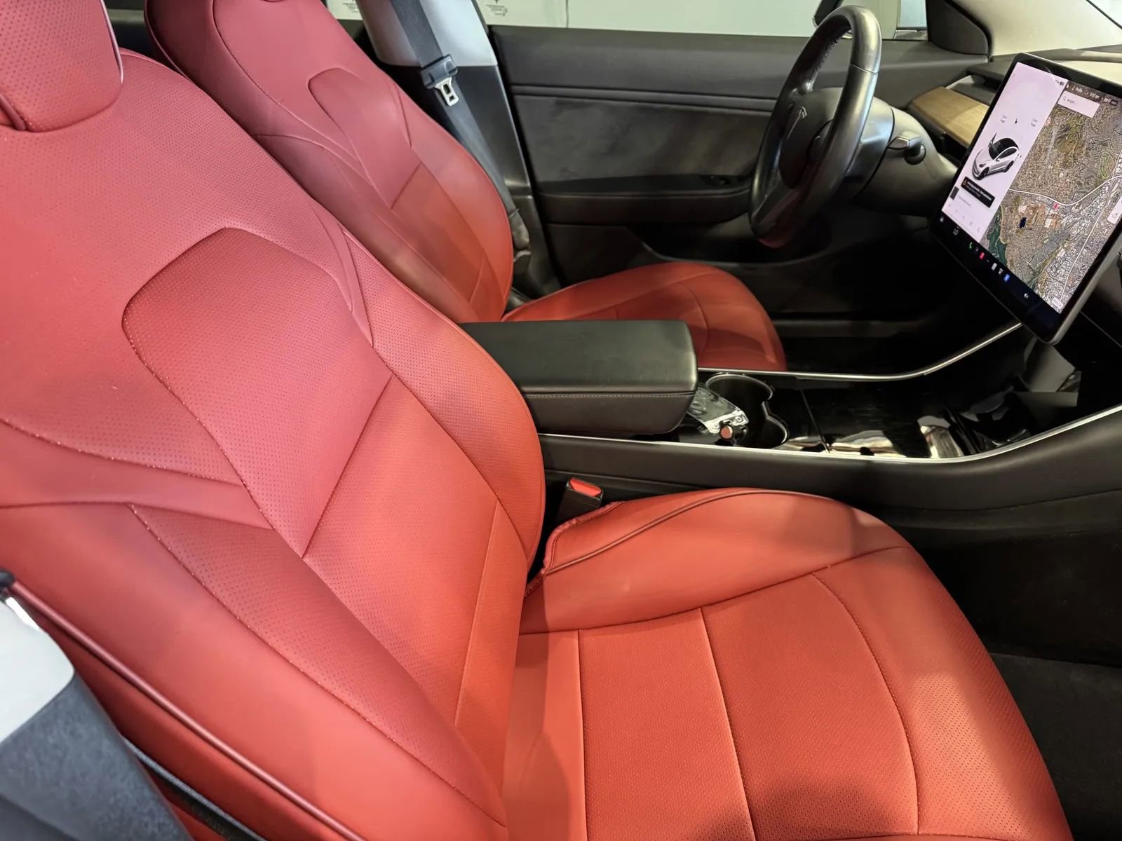 Used 2017 Tesla Model 3 Long Range RWD image 6