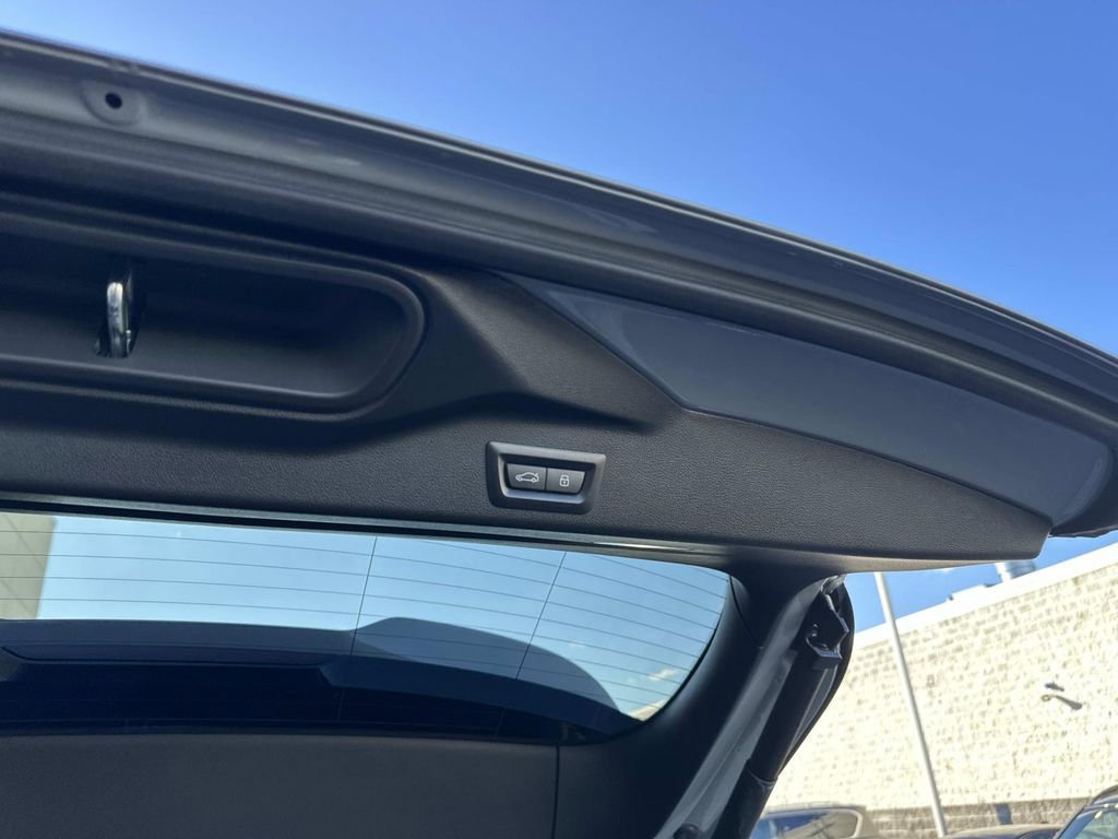 Used 2024 BMW X5 M Competition w/ Executive Package image 35