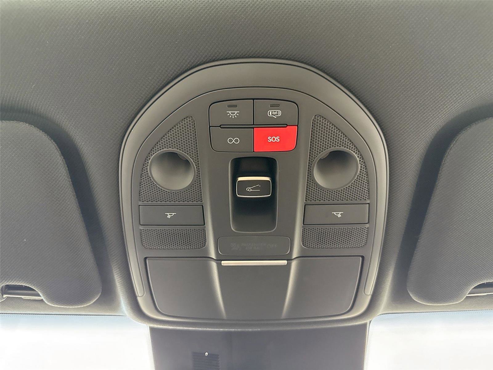 Used 2025 Genesis G70 3.3T Advanced image 24