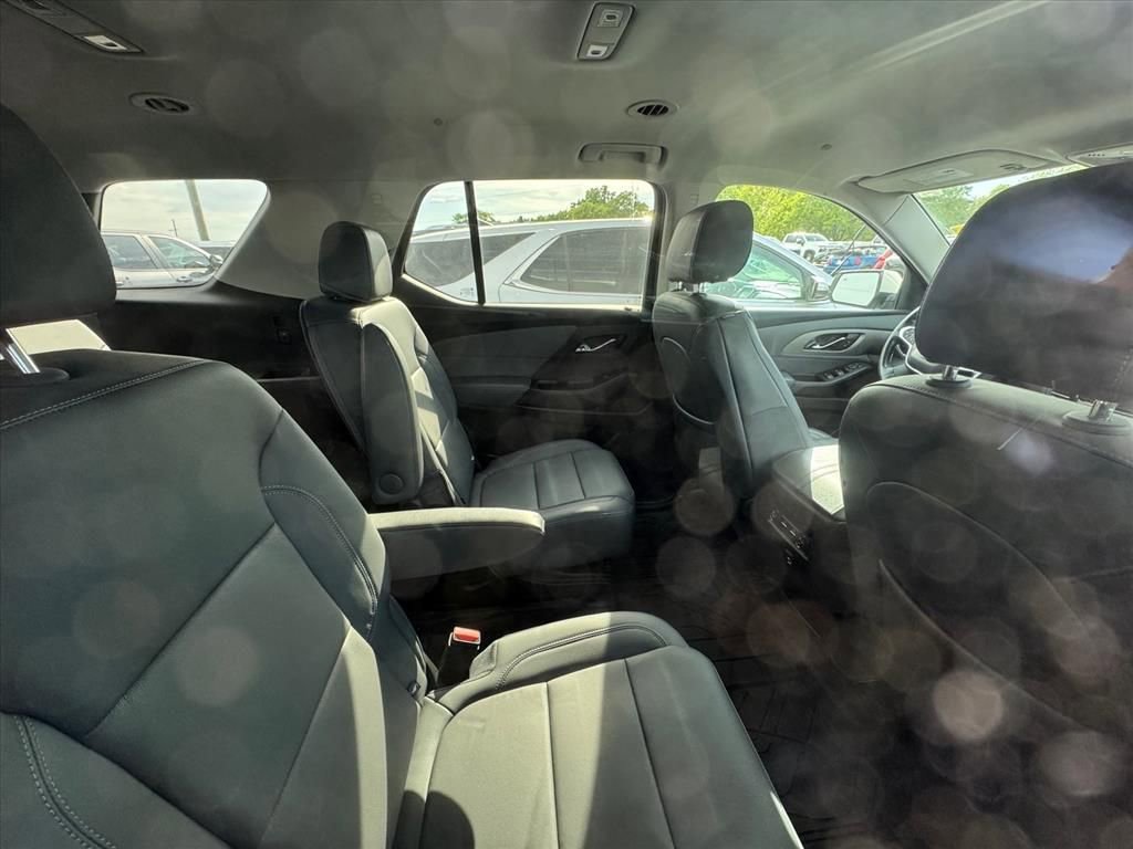 Used 2021 Chevrolet Traverse LT w/ LPO, Floor Liner Package image 3