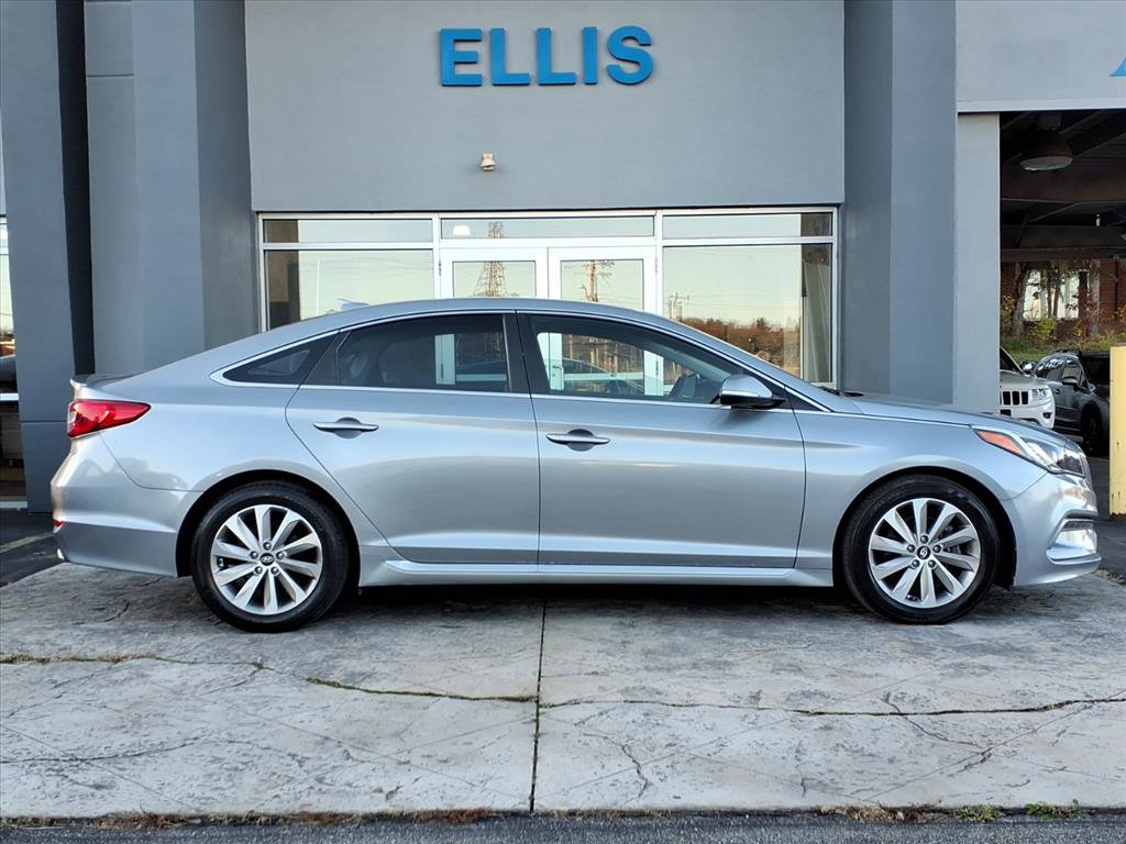 Used 2015 Hyundai Sonata Sport image 2