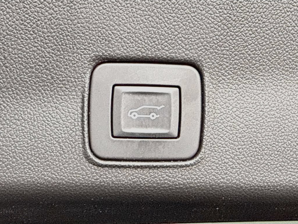 Used 2026 Chevrolet TrailBlazer RS w/ Convenience Package AWD/4WD image 28