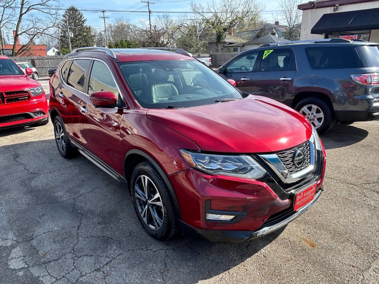 Used 2018 Nissan Rogue SL w/ Premium Package image 13